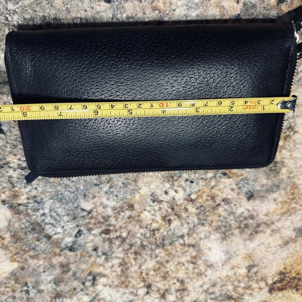 Kate Spade New York Black Leather Zip Around Continental Wallet